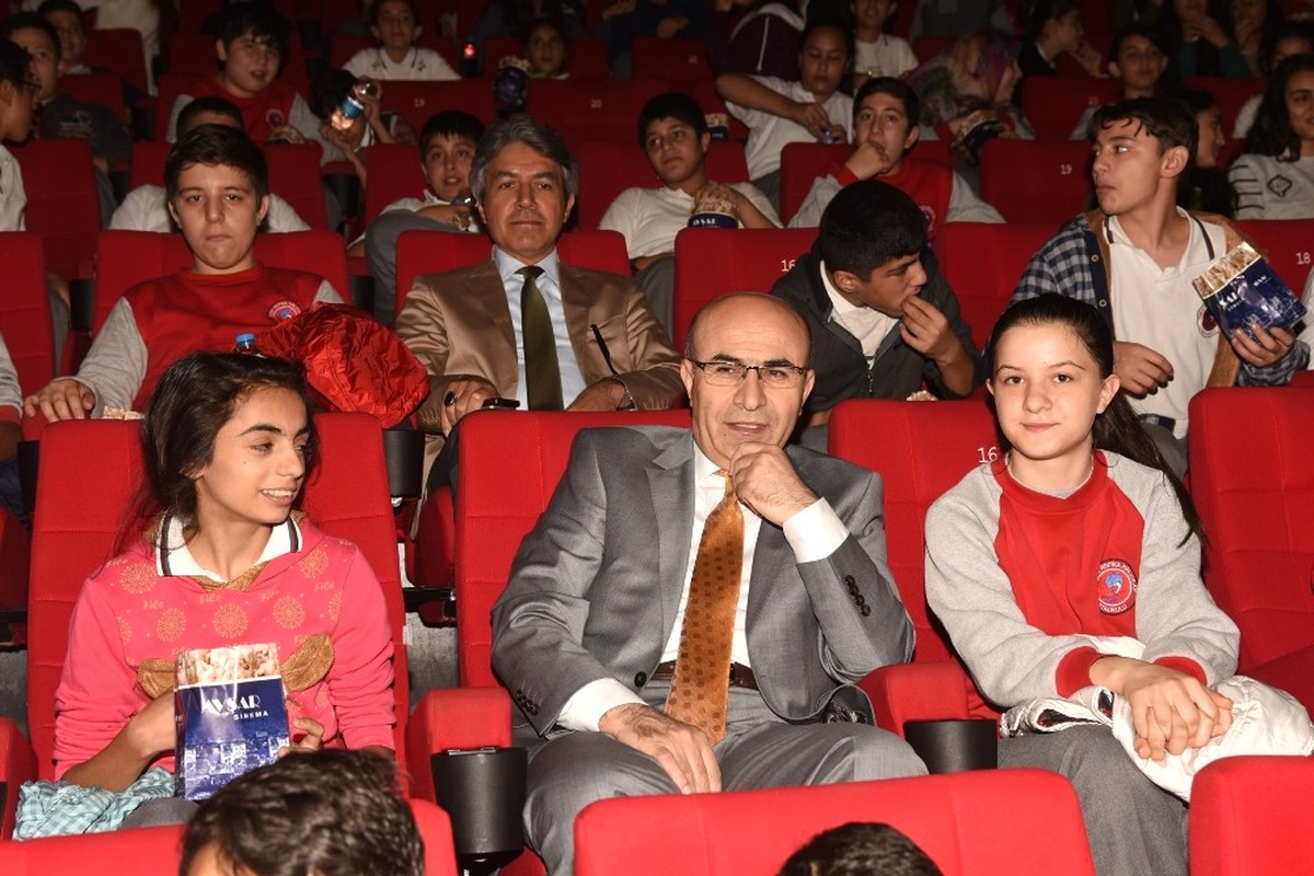 Bir Milyon Öğrenci Sinema ile Buluşuyor" Etkinliği