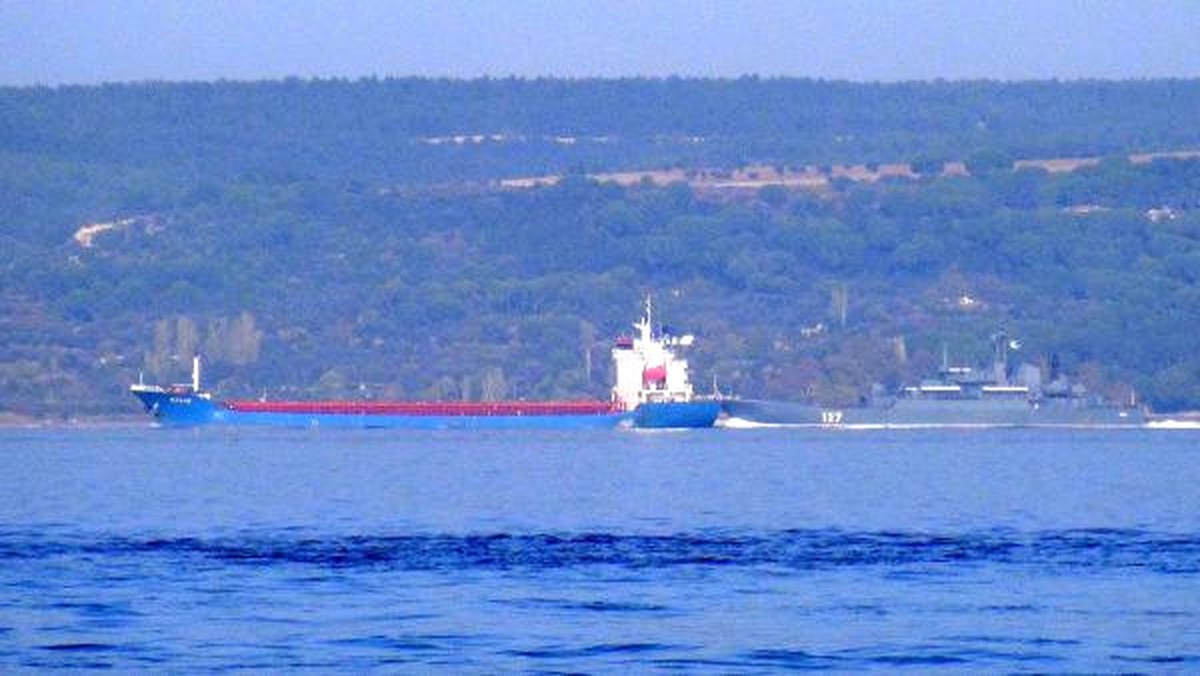 Çanakkale Boğazı\'ndan Rus Savaş Gemisi Geçti
