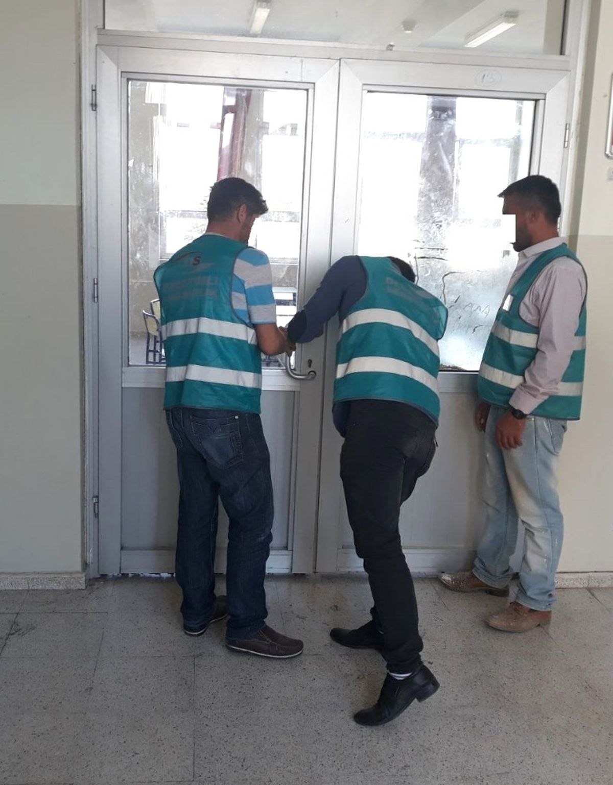 Denizli\'de 180 Yükümlü 1,5 Ayda 5 Okul Onardı