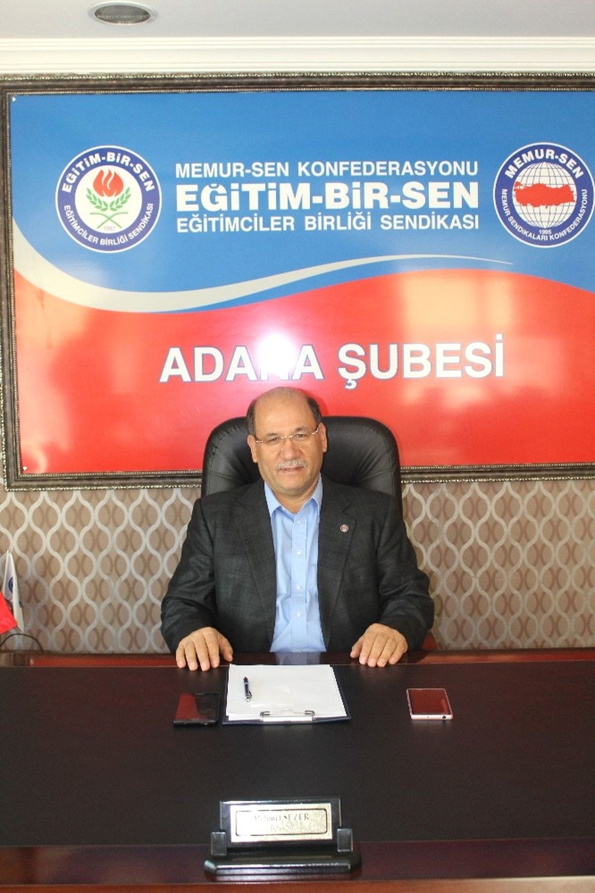Eğitim-Bir-Sen Üyelerini Umreye Götürüyor
