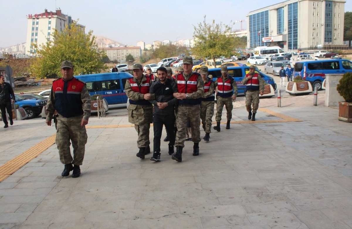 Elazığ\'da Fetö Propagandası Yapan 6 Şüpheli Tutuklandı