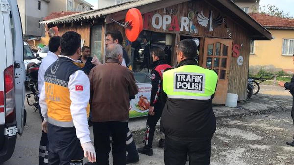 Gençlerin Kavgasına Babaları da Karıştı: 1\'i Ağır 4 Yaralı