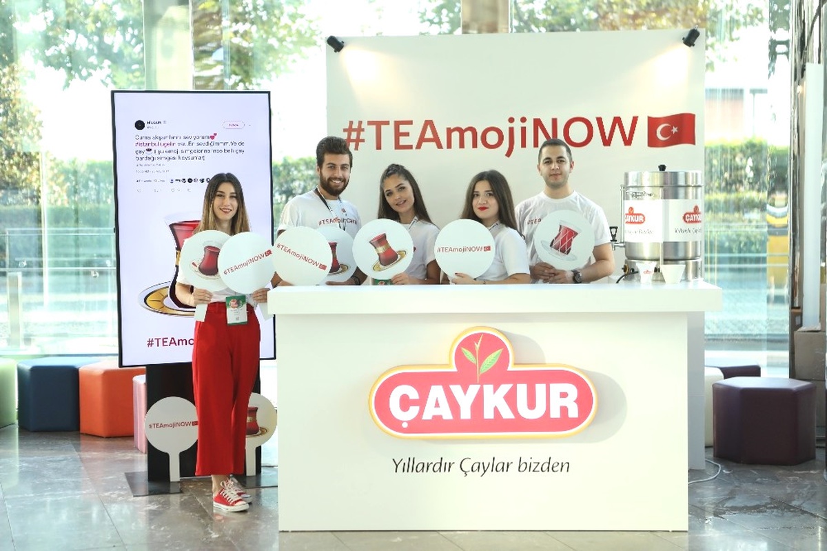 İnce Belli Bardak Emojisi ile Türk Kültürü Tanıtılacak