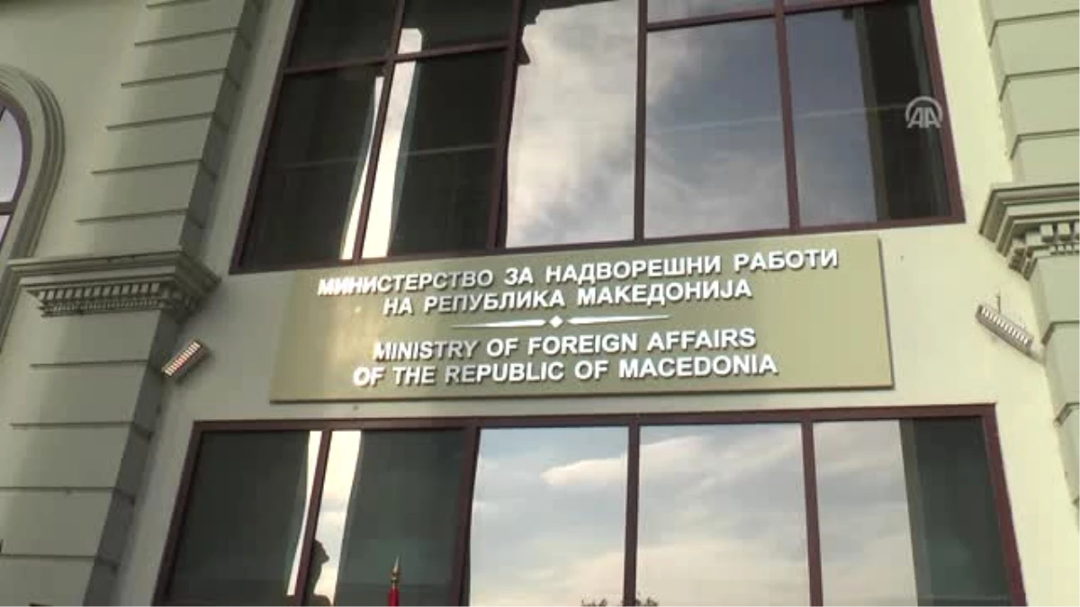 Karadağ Dışişleri Bakanı Darmanovic Makedonya\'da