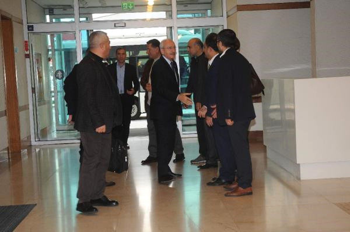 Kılıçdaroğlu Yurda Döndü