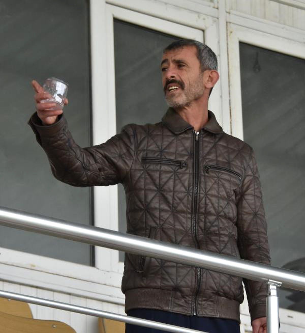 Rakip Taraftara Attığı Plastik Bardak, Konya\'ya Hapsetti