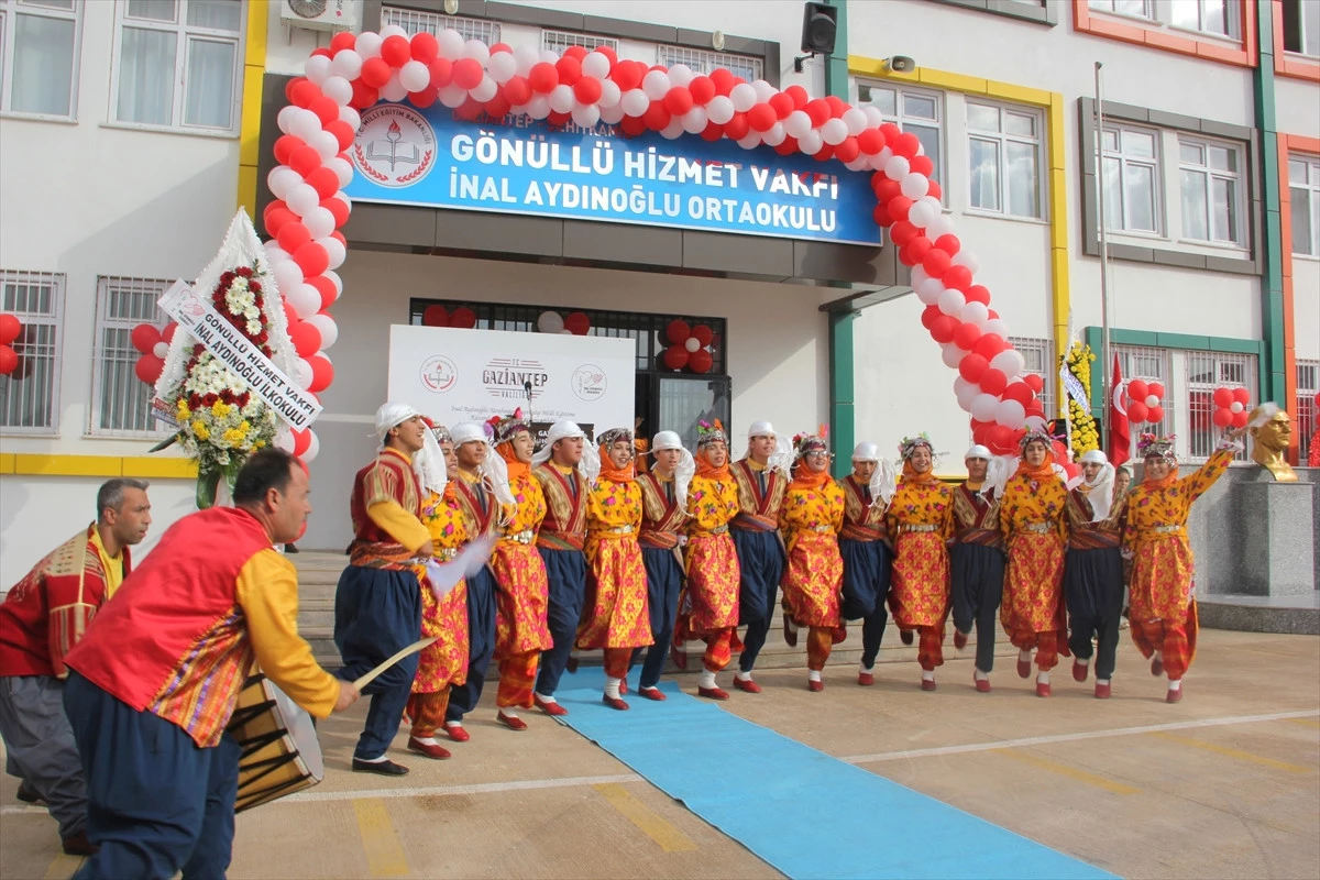 Şafak Sezer Gaziantepli Hayranlarıyla Buluştu