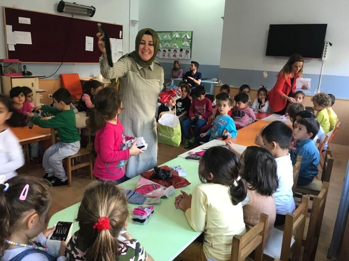 Sinop\'ta Minik Ayaklar Üşümesin Projesi