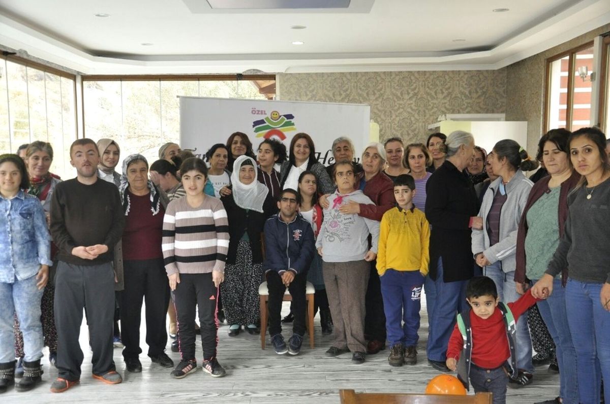 Sonel, Engelli Çocuklar ve Aileleriyle Buluştu
