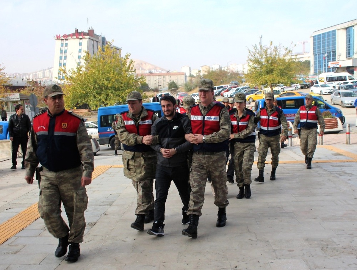 Sosyal Medyada Fetö Propagandası Yapan 6 Şüpheli Adliyeye Sevk Edildi