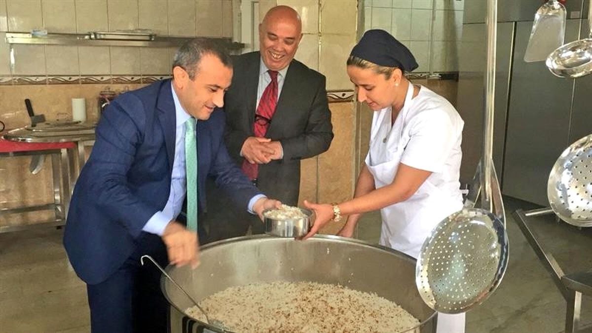 Tunceli\'de Bin Kişiye Sıcak Yemek