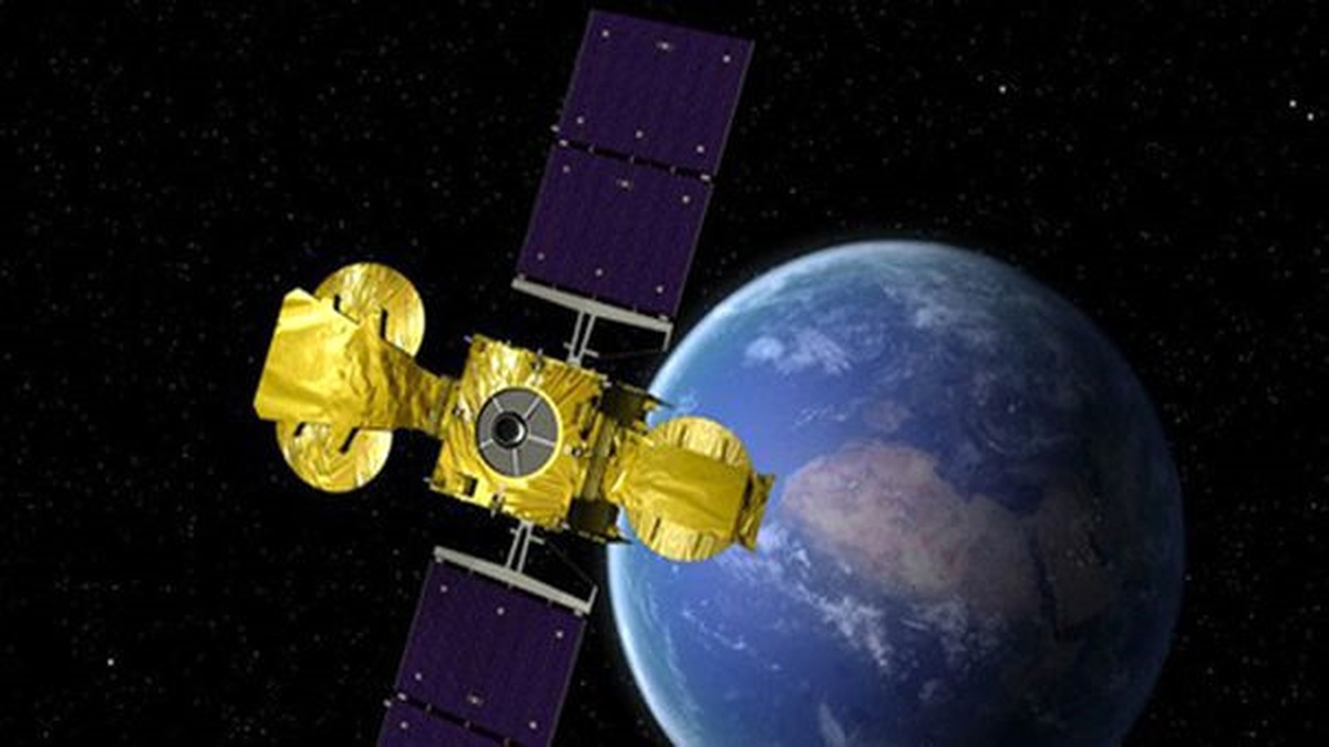 Türksat 5A ve 5B Uyduları İçin İmzalar Atıldı