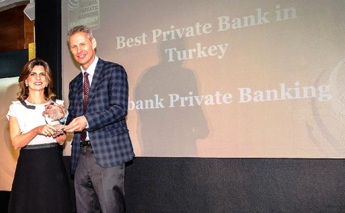 Akbank Private Banking "Türkiye\'nin En İyi Özel Bankacılık" Ödülünü Aldı