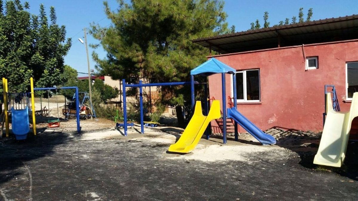 Akdeniz\'de Okul Bahçelerine Çocuk Oyun Grupları Kuruluyor