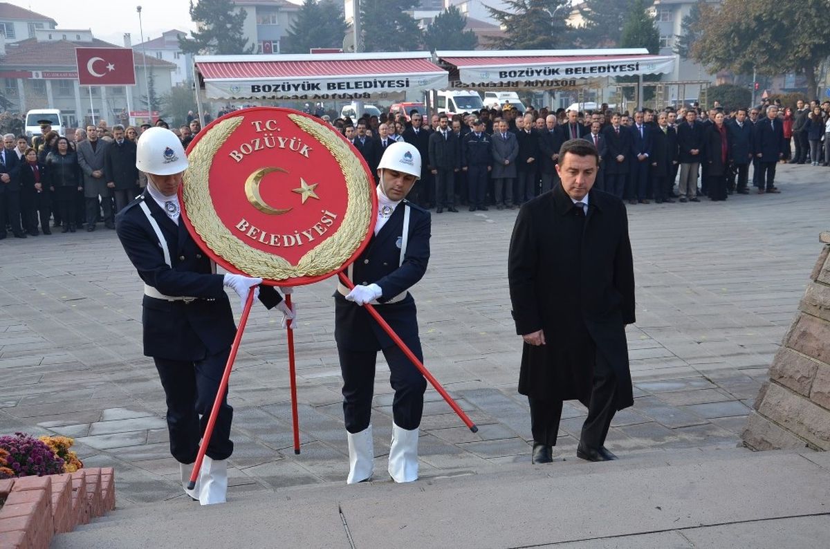 Atatürk, Bozüyük\'te de Anıldı