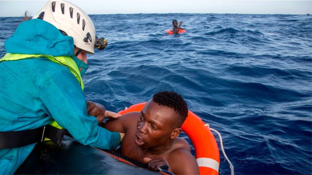 Avrupa\'ya Kaçmak İsteyen 50 Göçmen Müdahale Sonucu \'Boğularak Öldü\'