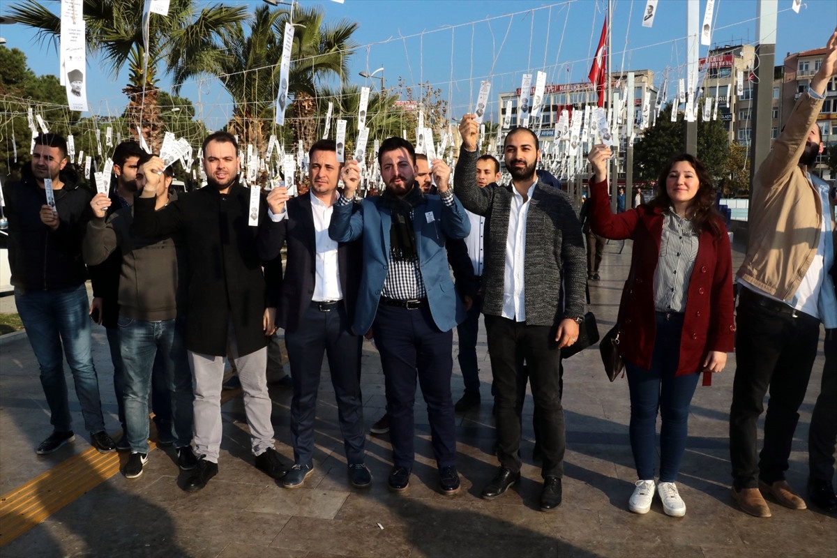 Büyük Önder Atatürk\'ü Anıyoruz