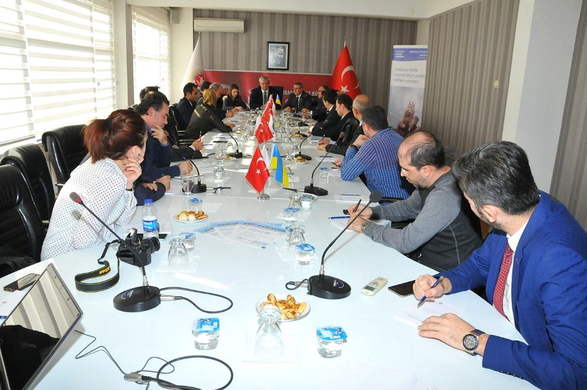 Büyükelçi Sybiha, Ukrayna\'nın Yatırım Fırsatlarını İş Adamlarına Anlattı