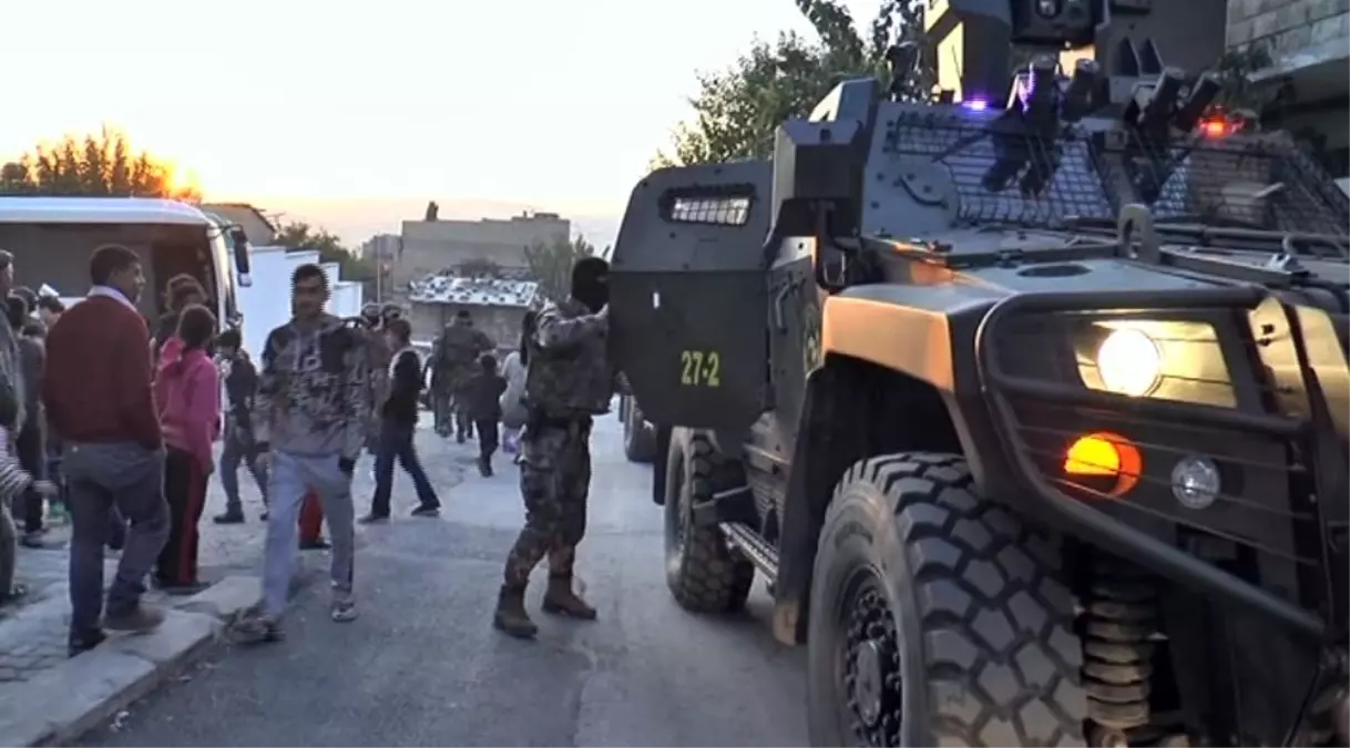 Gaziantep\'te Akrabalar Arasında Kavga: 5 Yaralı