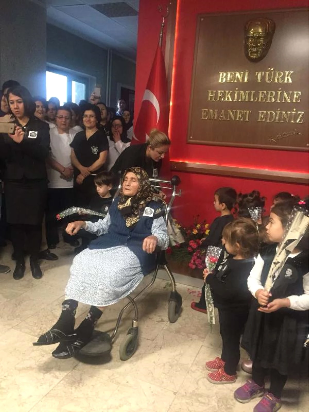 Kamile Ninenin Atatürk Sevgisi