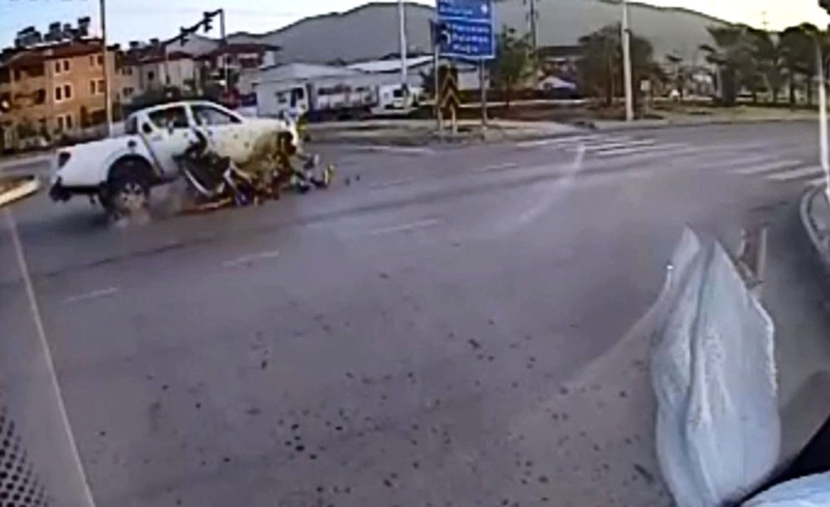 Kazada Ağır Yaralanan Genç Hayatını Kaybetti
