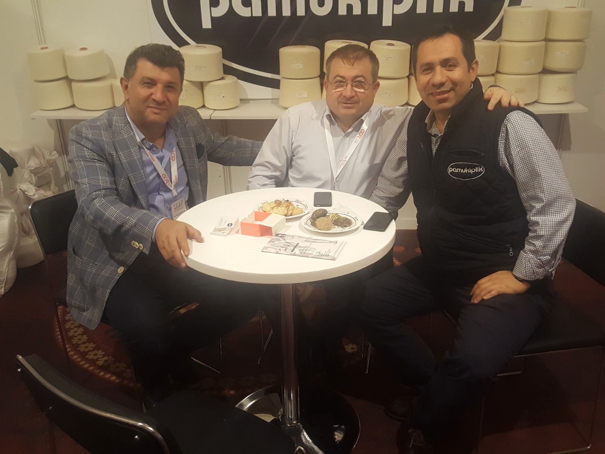 Milletin İpliğini Pazara Çıkardı!