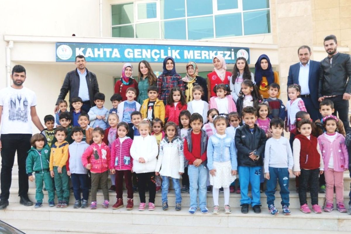 Minik Öğrenciler Gençlik Merkezini Gezdi