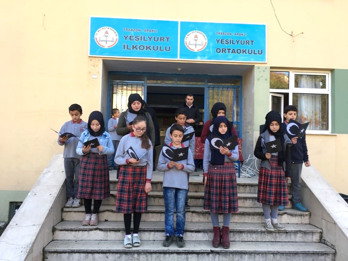 Minik Öğrencilerin Atatürk Sevgisi