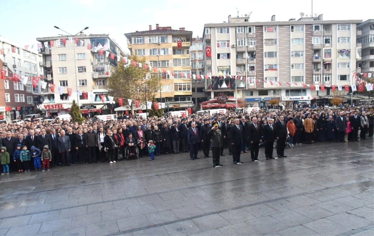 Mustafa Kemal Atatürk Çorlu\'da Törenle Anıldı
