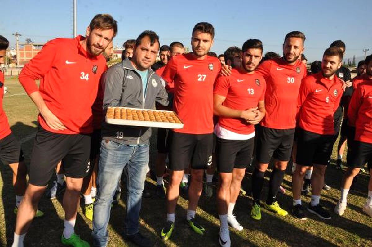 Nazilli Belediyespor\'a Taraftar Morali
