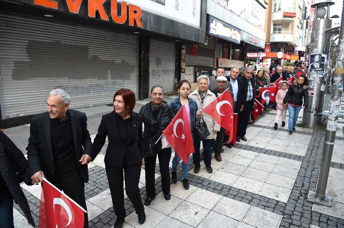 Saat 9\'u 5 Geçe Avcılar\'da Zaman Durdu