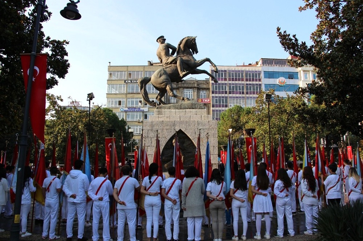 Samsun\'da Atatürk\'ü Anma Töreni Düzenlendi
