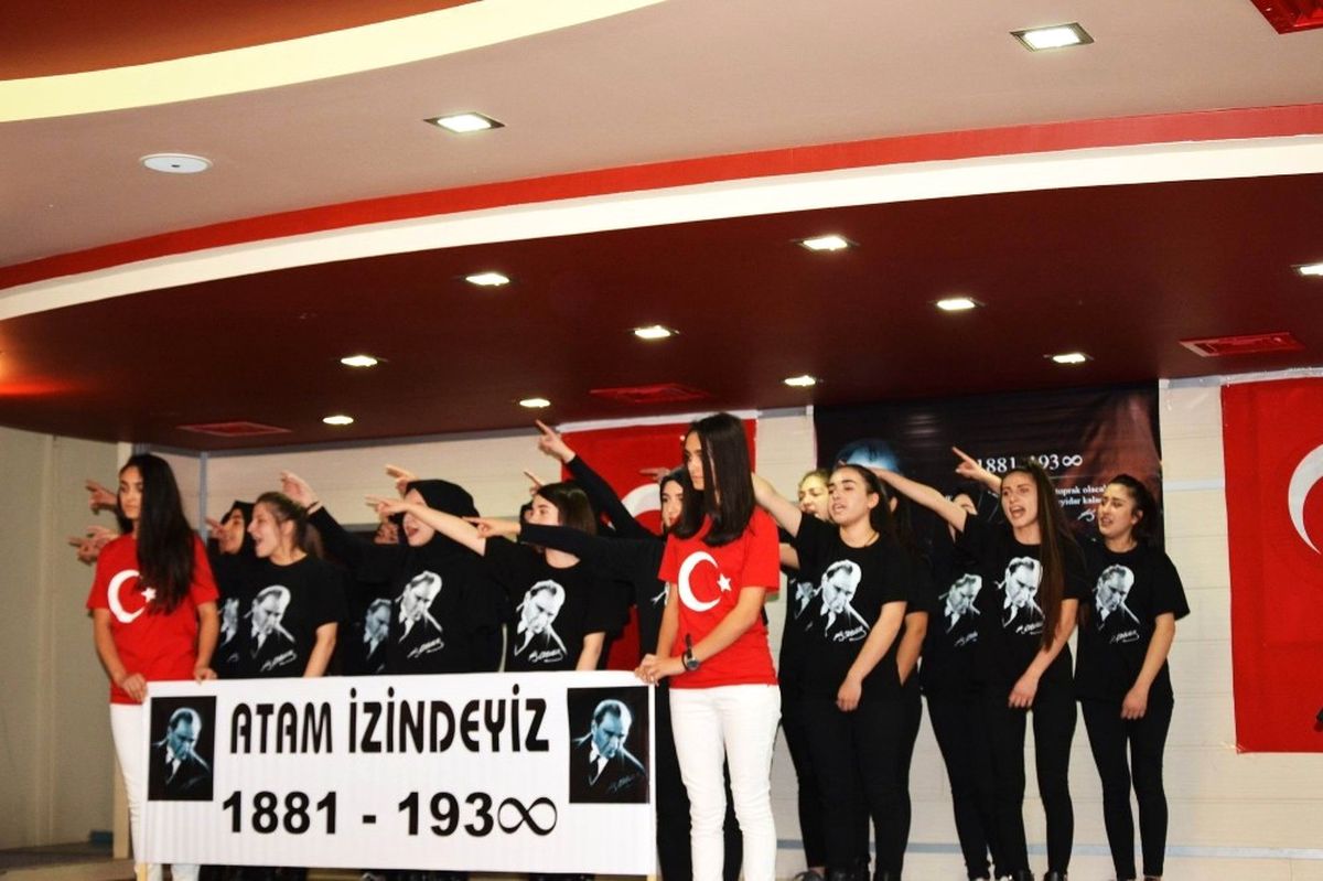 Suşehri ve Gürün\'de Atatürk Anıldı