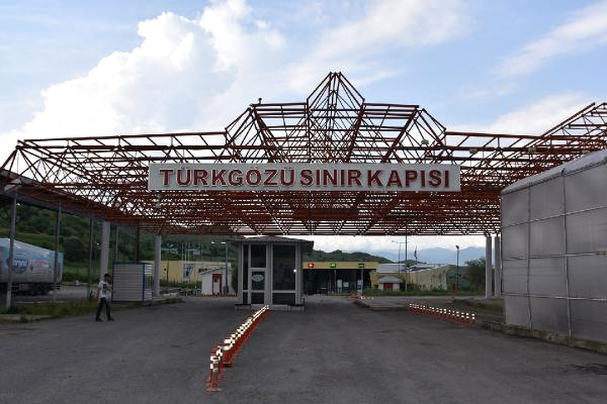 Türkgözü Sınır Kapısı\'nda Mesai Saatleri Değişti