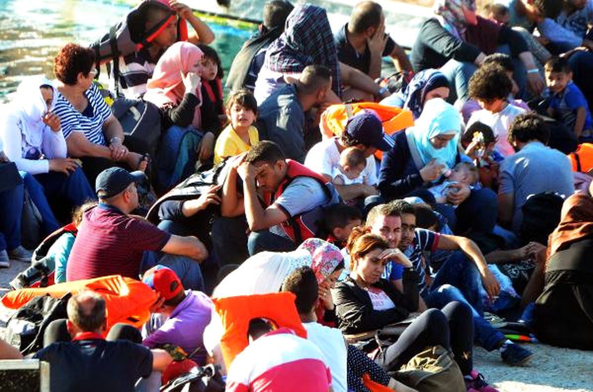 Yelkenli Yatta 65 Kaçak Yakalandı
