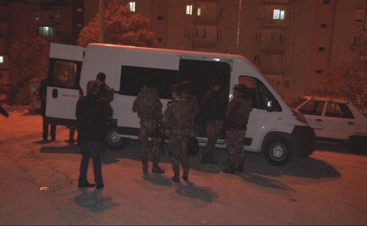 3 Çocuğunu Rehin Alan Şahıs, Operasyonla Etkisiz Hale Getirildi
