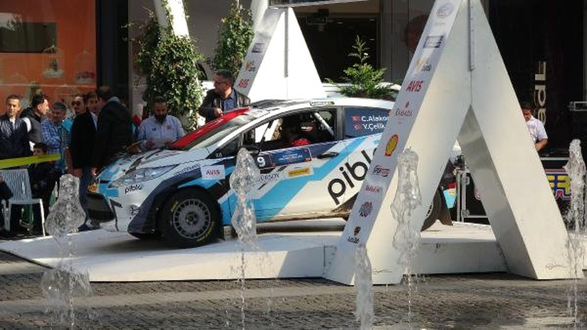 35. Ford Otosan Kocaeli Rallisi Start Aldı