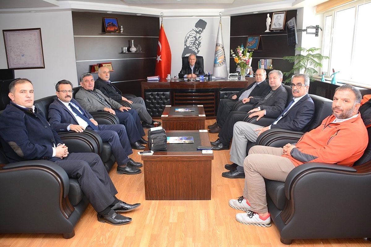 Başkan Acar, Deg-Der Yönetim Kurulu Üyelerini Kabul Etti