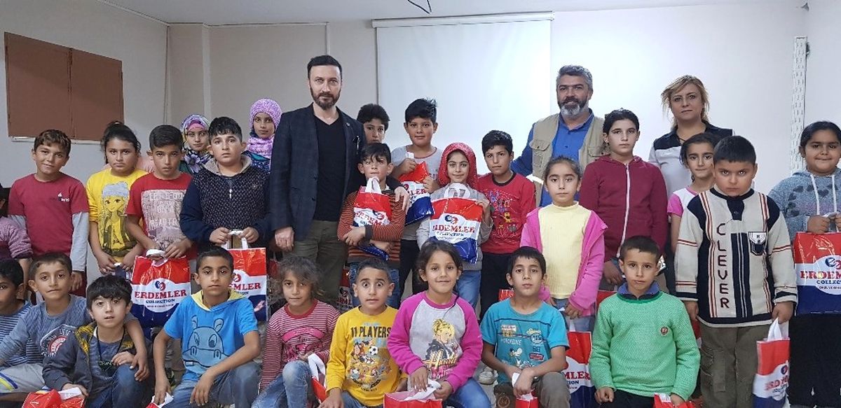 Beşir Derneği Aydın\'da Çocukları Sevindirdi