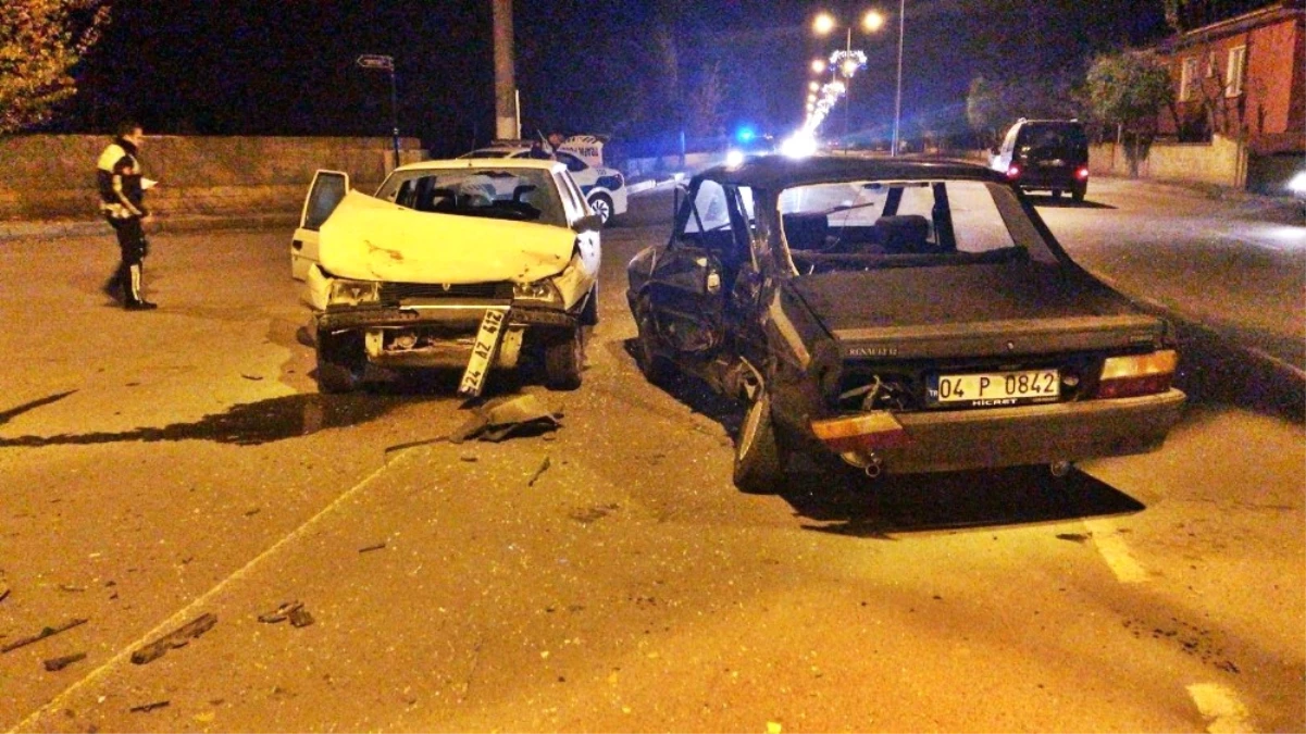 Erzincan\'da Kaza: 4 Yaralı