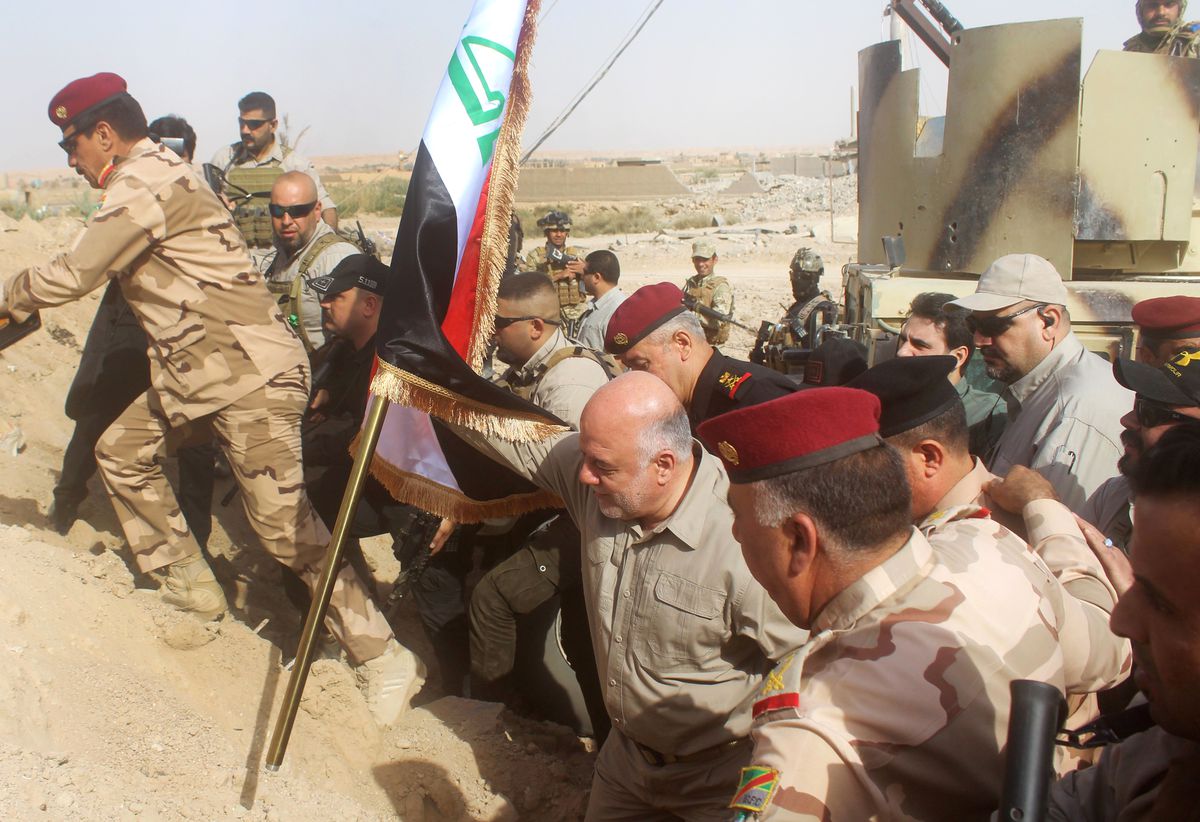 Irak\'ta Işid\'in Elindeki Son Kasabaya Operasyon Başladı