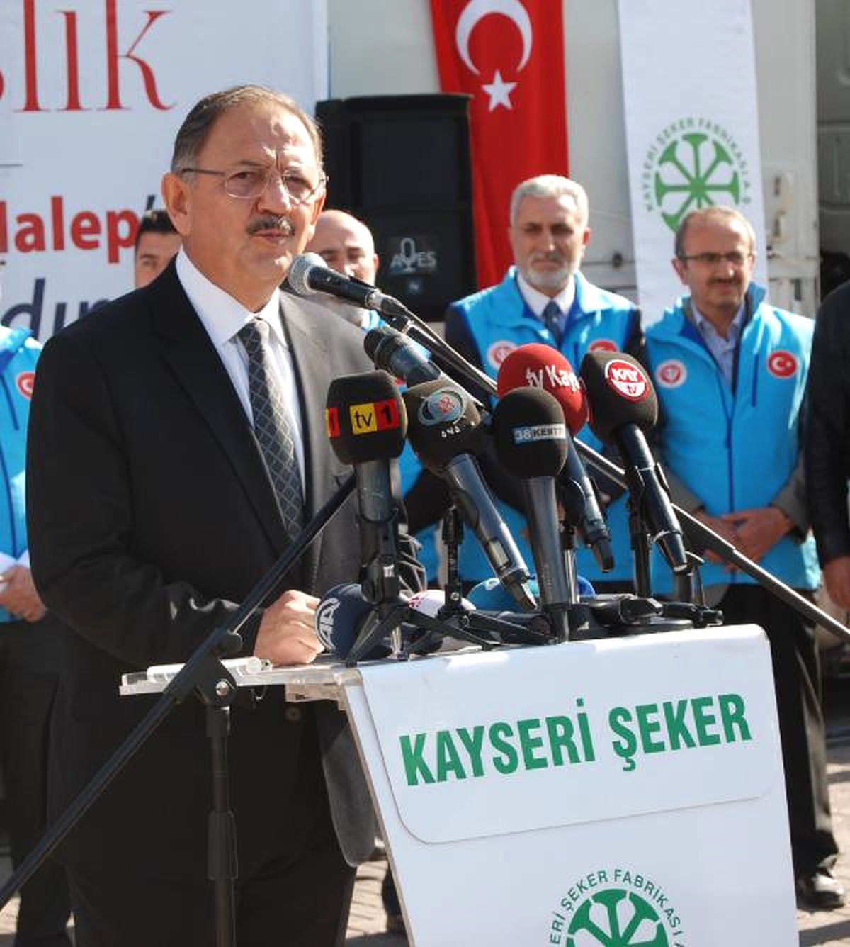 Özhaseki; Binalara, İşyerlerine Otopark Zorunluluğu Getirildi (2)