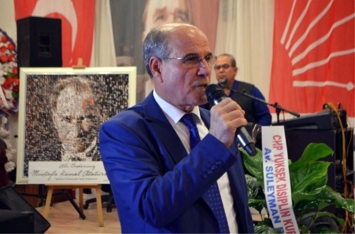 Söke CHP\'de Mevcut Başkan Hüseyin Gündüz Adaylığını Açıkladı