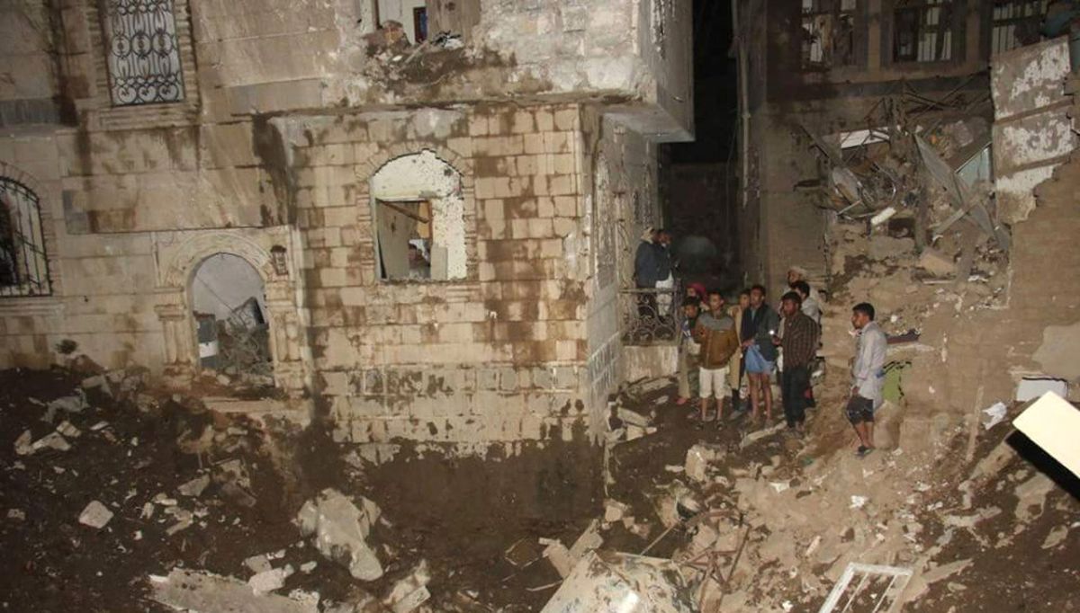 Suudi Uçakları, Sana\'da Savunma Bakanlığını Bombaladı