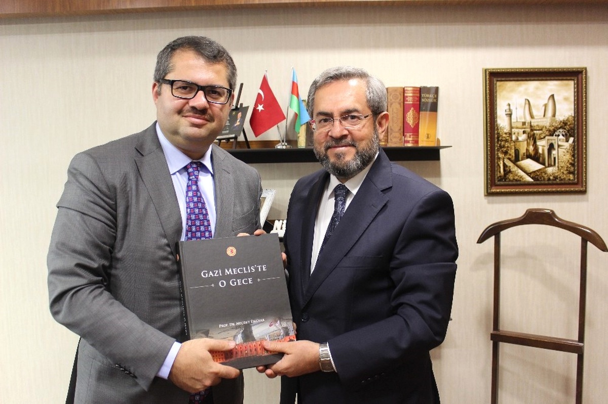 Ünüvar: "Bakü-Tiflis-Kars Demiryolu, Tarihi İpek Yolu\'nun Canlanmasına Vesile Olacak"
