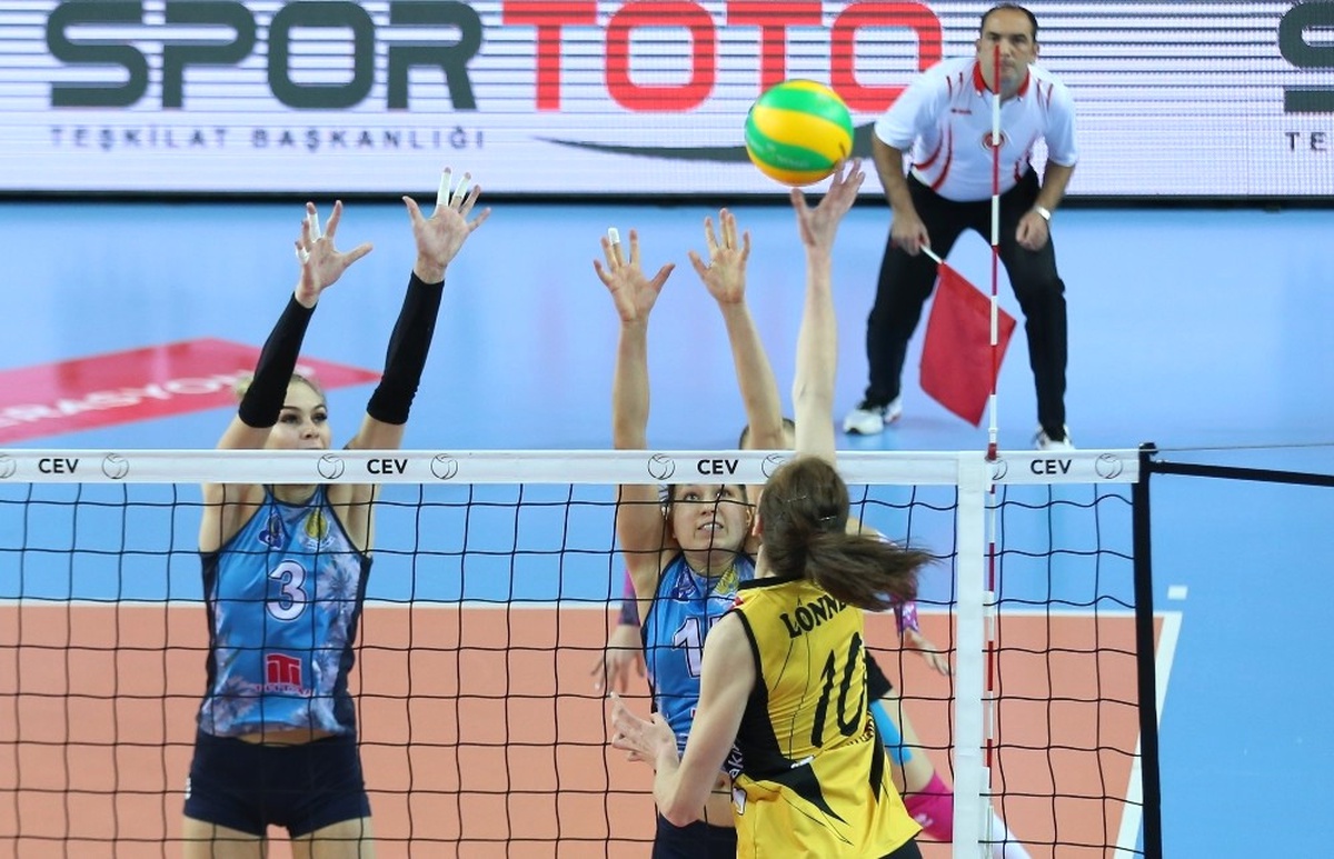 Vakıfbank Şampiyonlar Ligi\'nde Set Vermedi