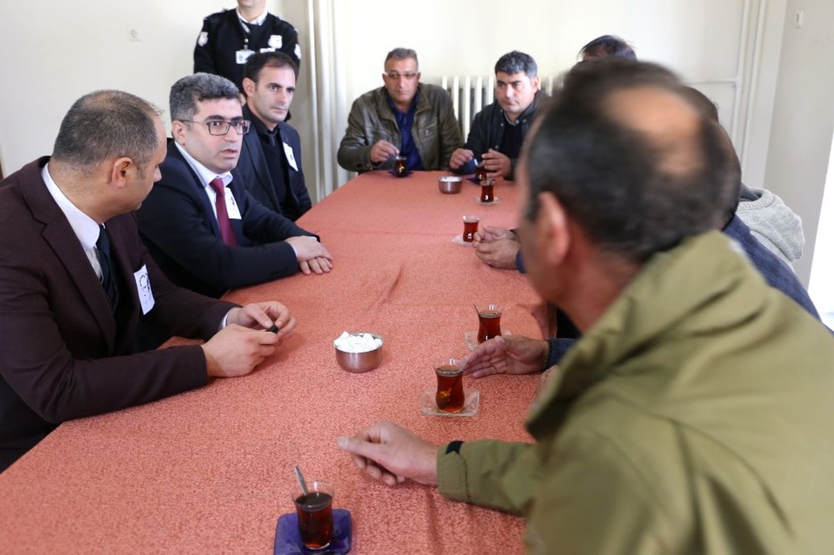 Varto Belediyesi Başkan Vekili Çetin, Ticari Taksicilerin Sorunlarını Dinledi