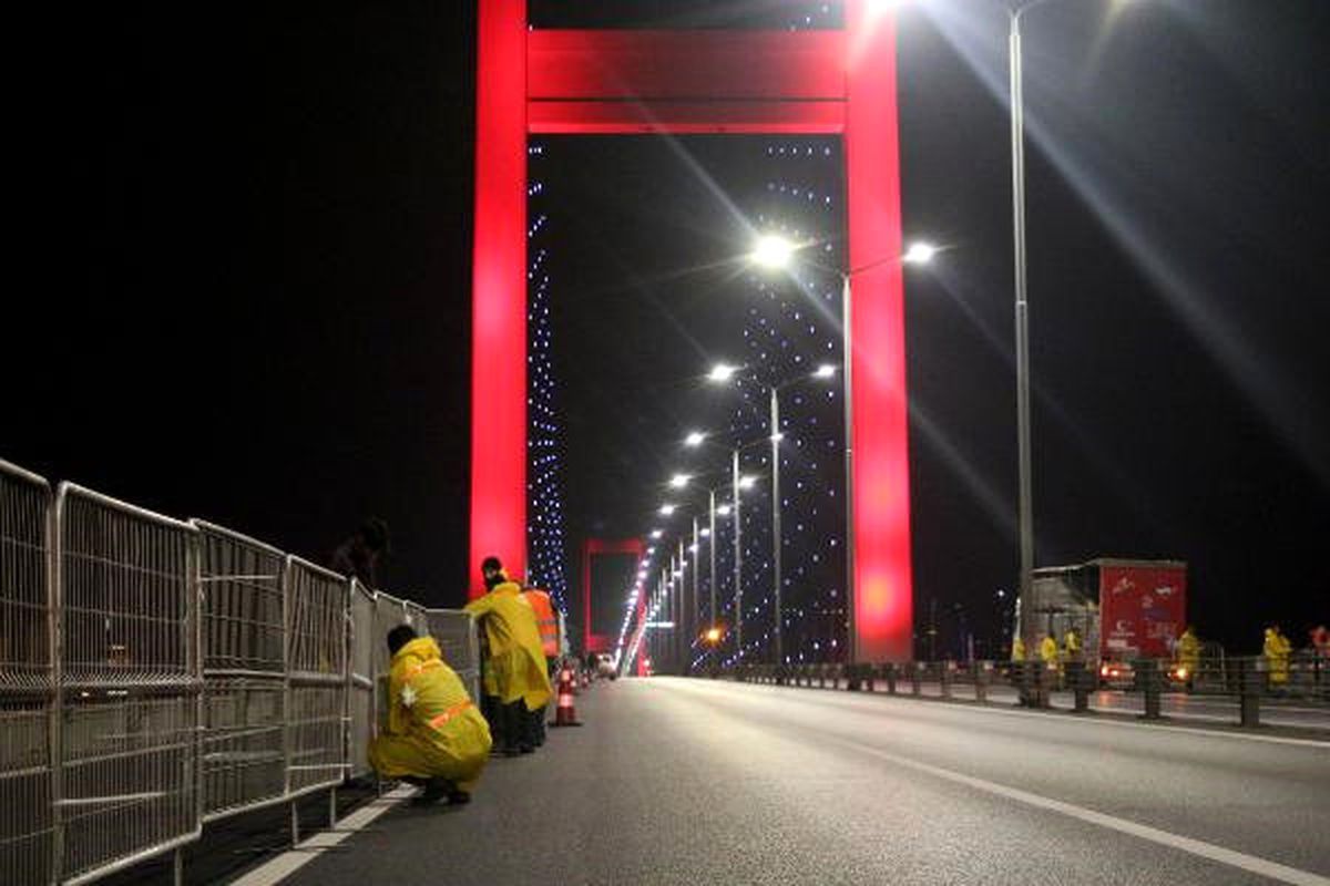 15 Temmuz Şehitler Köprüsü Trafiğe Kapatıldı