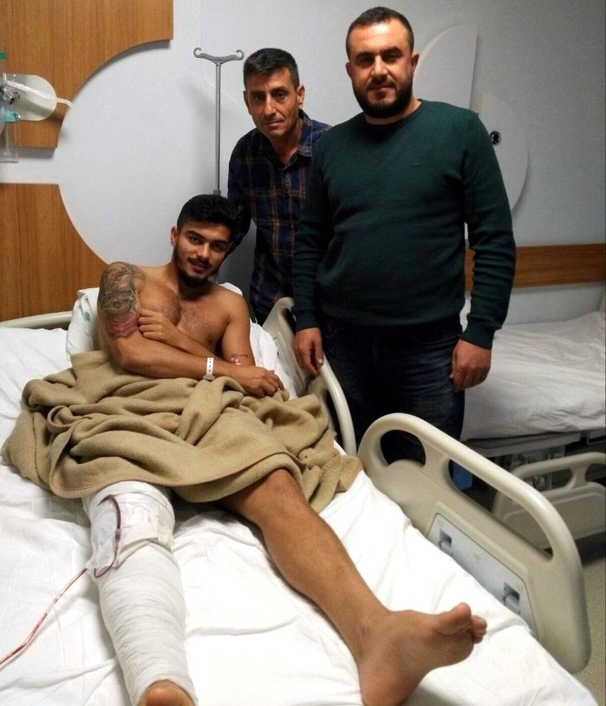 Başkan Kızıl, Kızılcabölük Maçında Sakatlanan Uğur\'u Ziyaret Etti