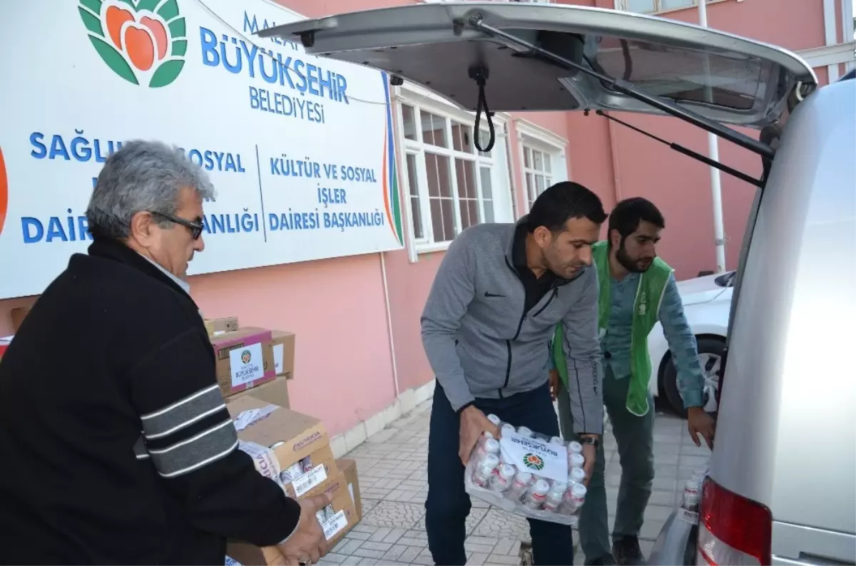 Büyükşehir Belediyesinden Mültecilere İlaç Yardımı